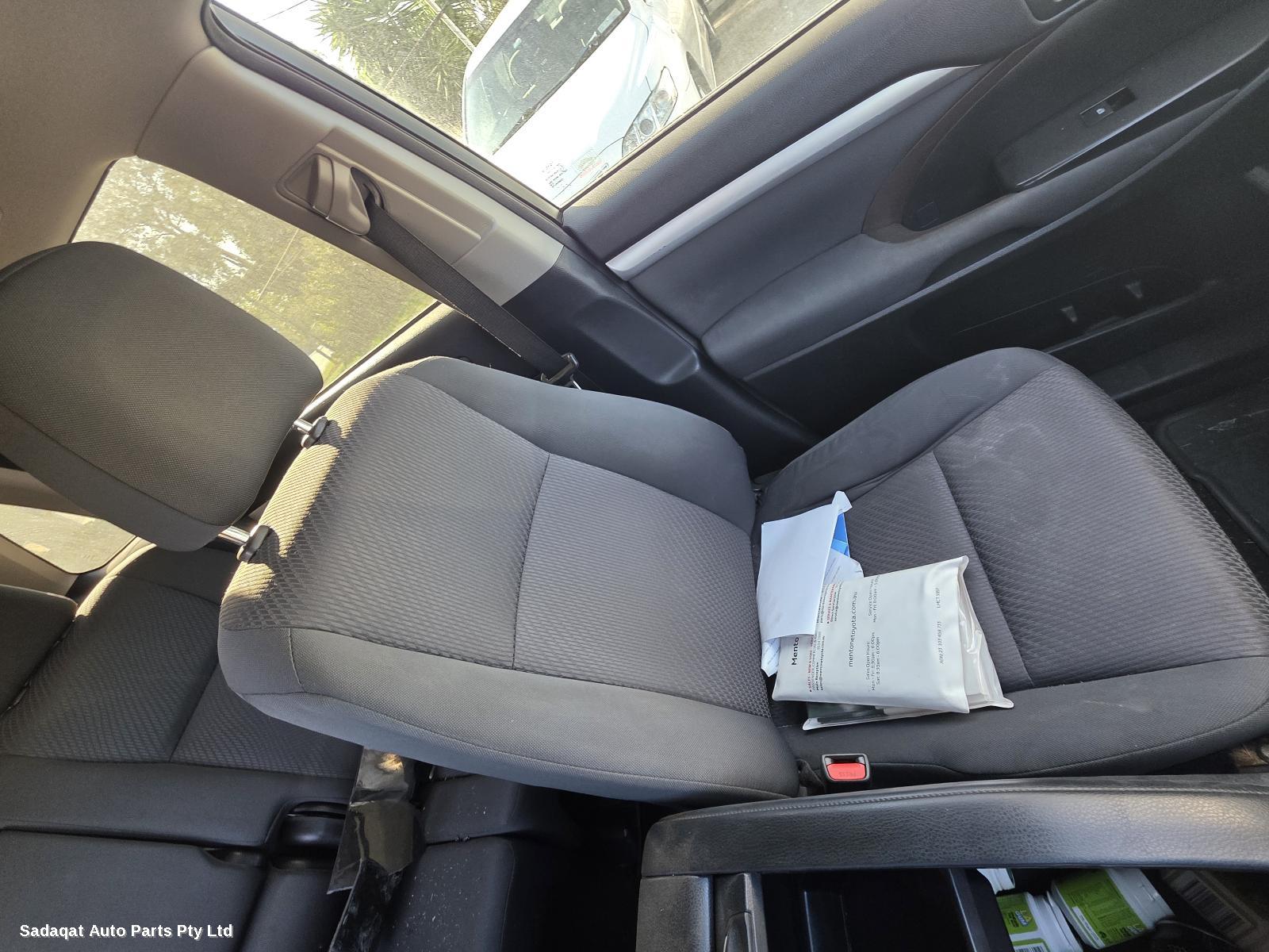 Toyota Kluger Left Door Mirror