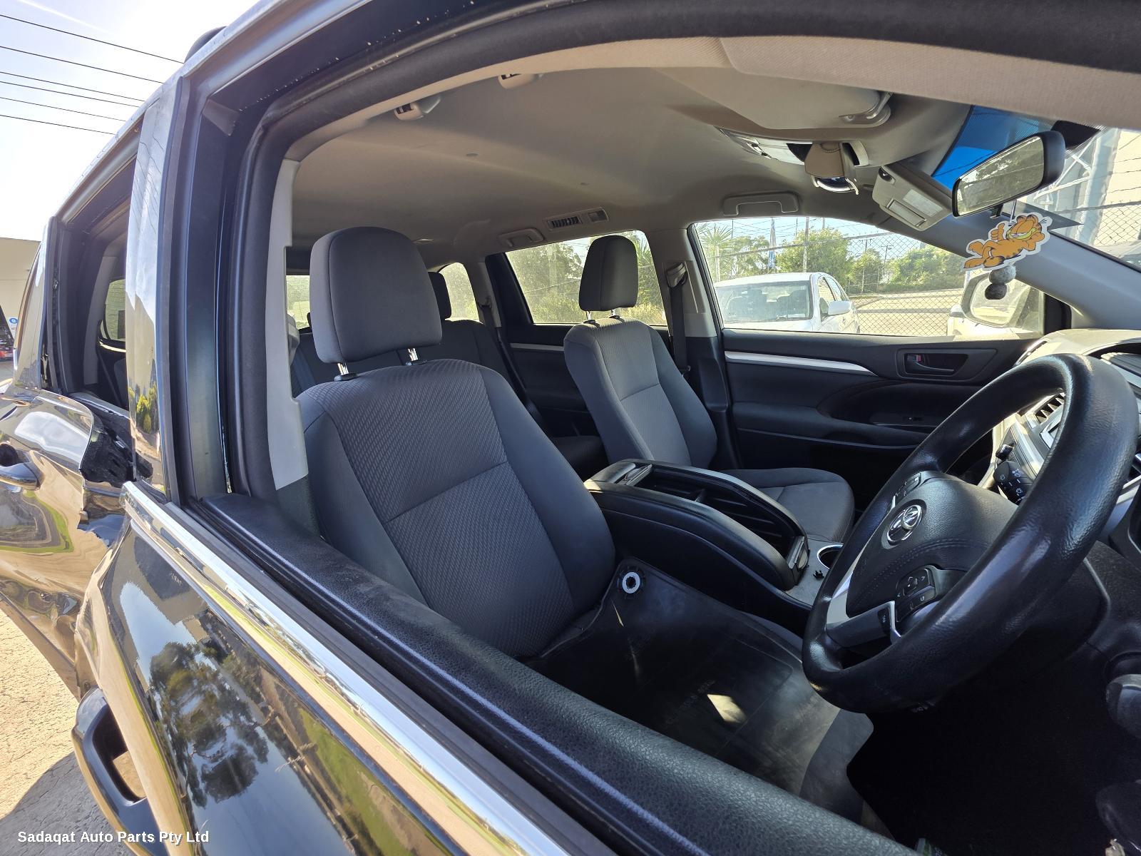 Toyota Kluger Left Door Mirror