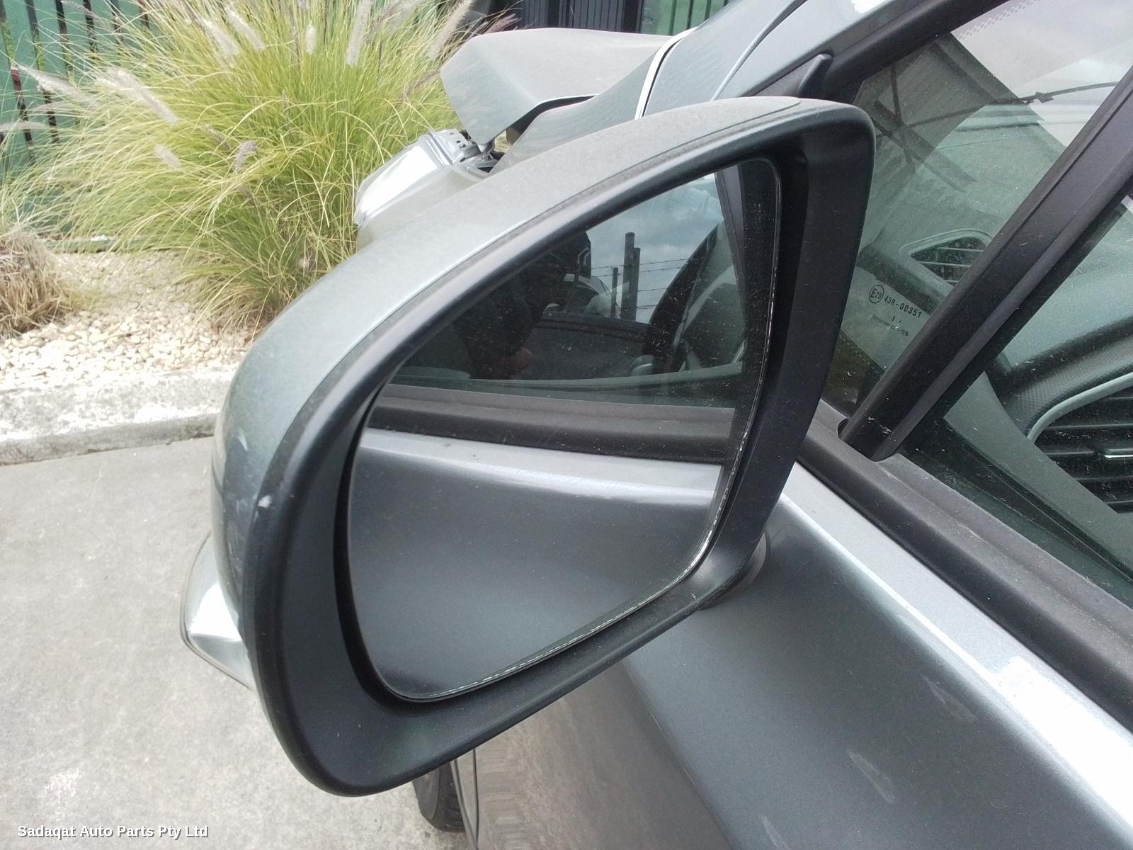 Suzuki S-cross Left Door Mirror