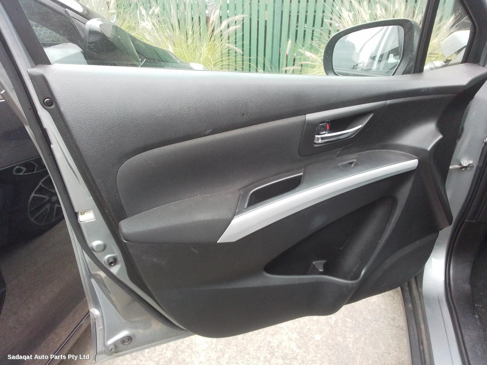 Suzuki S-cross Left Door Mirror