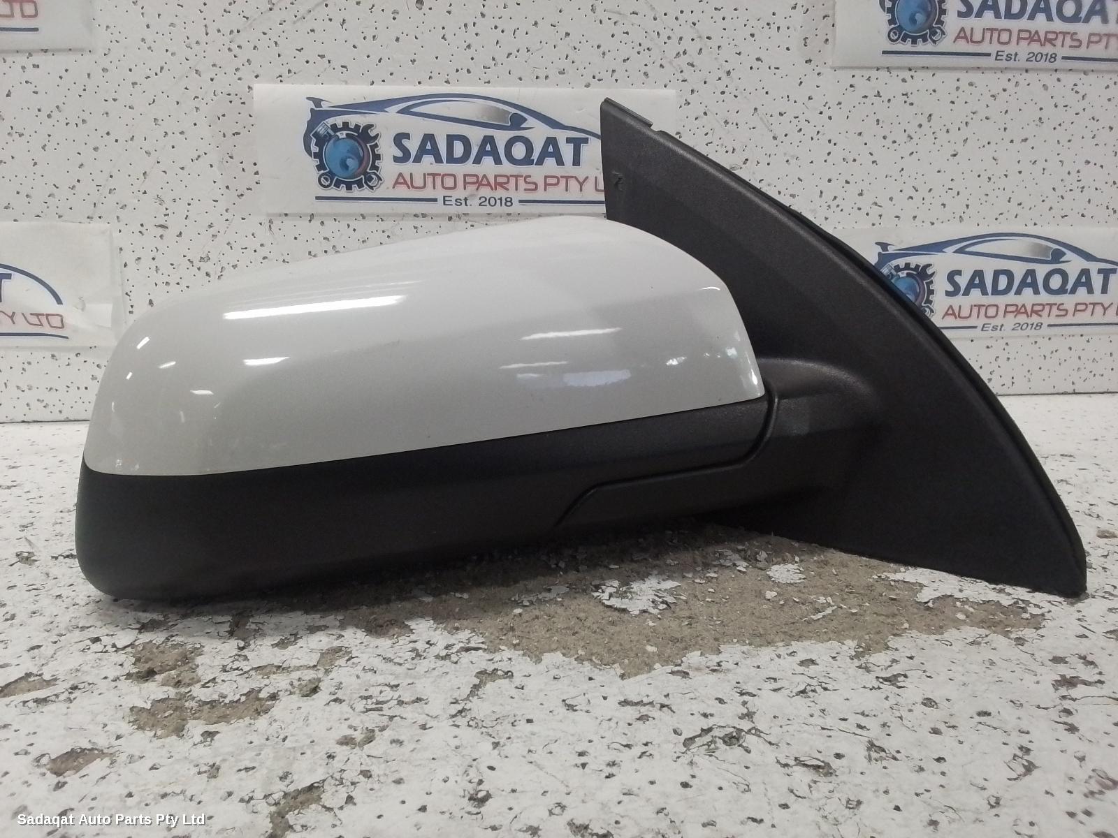 Holden Commodore Right Door Mirror