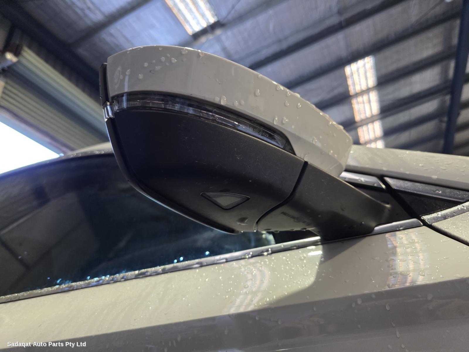 Skoda Karoq 2nd Seat (rear Seat)