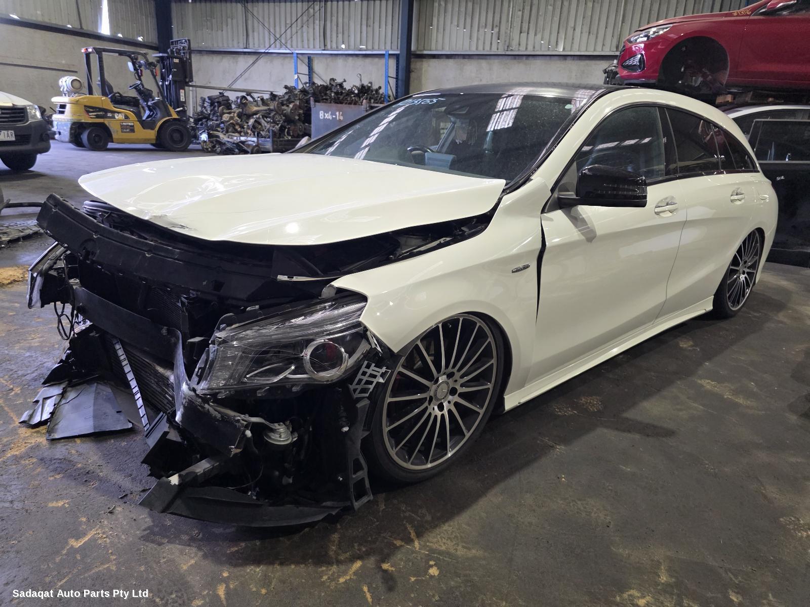 Mercedes Cla Class Console