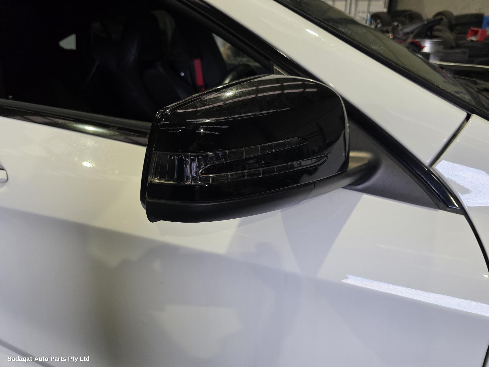 Mercedes Cla Class Console