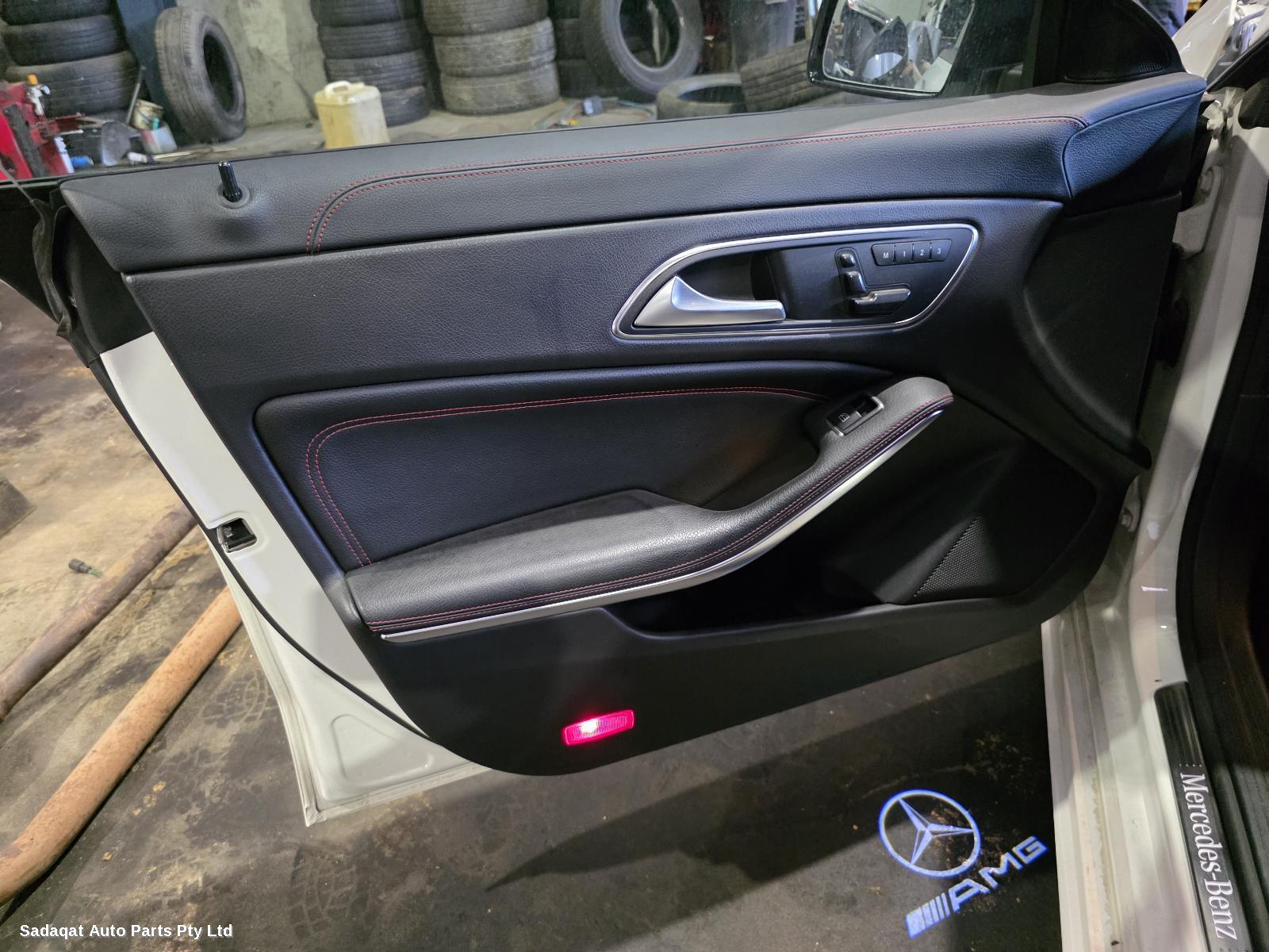 Mercedes Cla Class Console