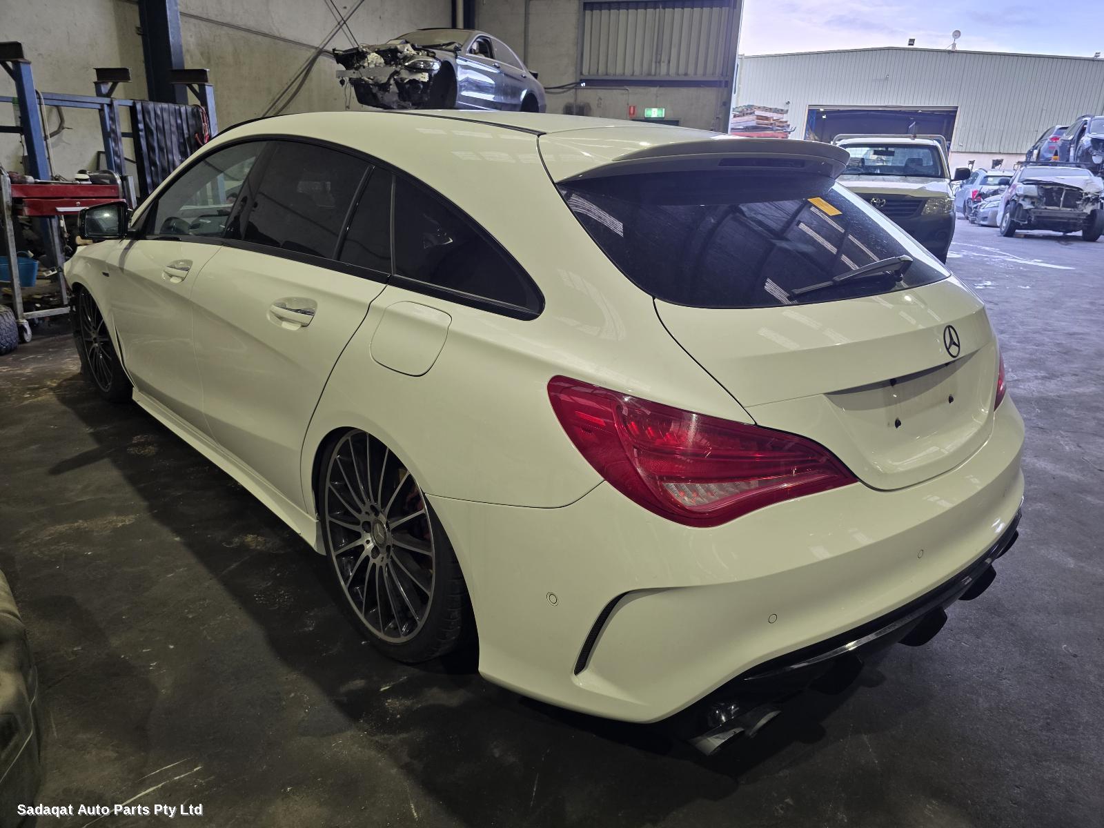 Mercedes Cla Class Console