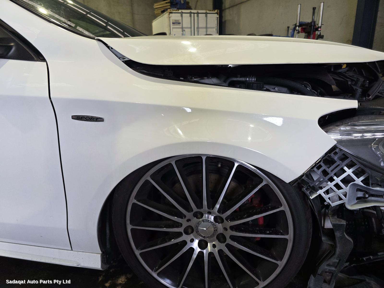 Mercedes Cla Class Console