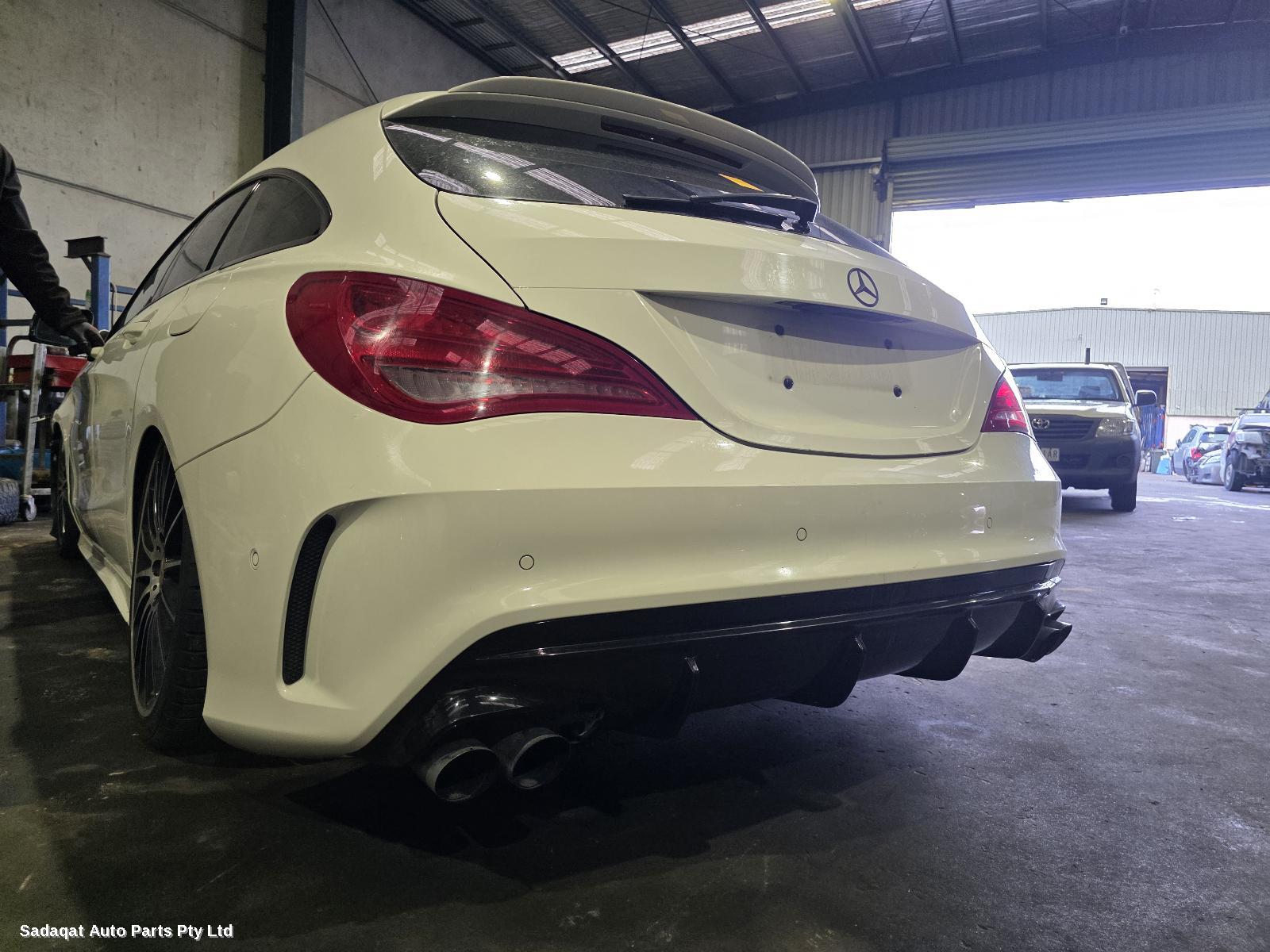 Mercedes Cla Class Console