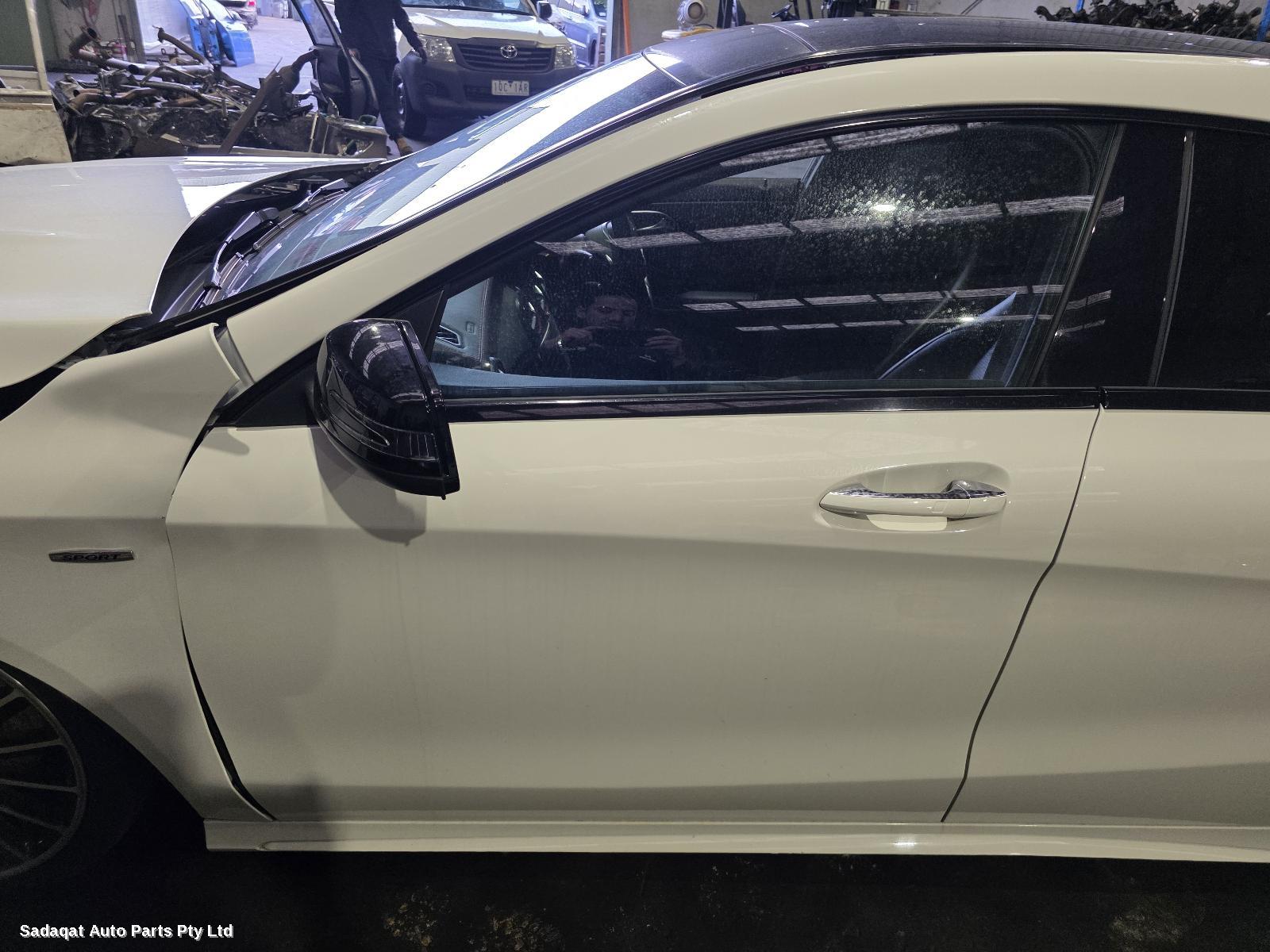 Mercedes Cla Class Console