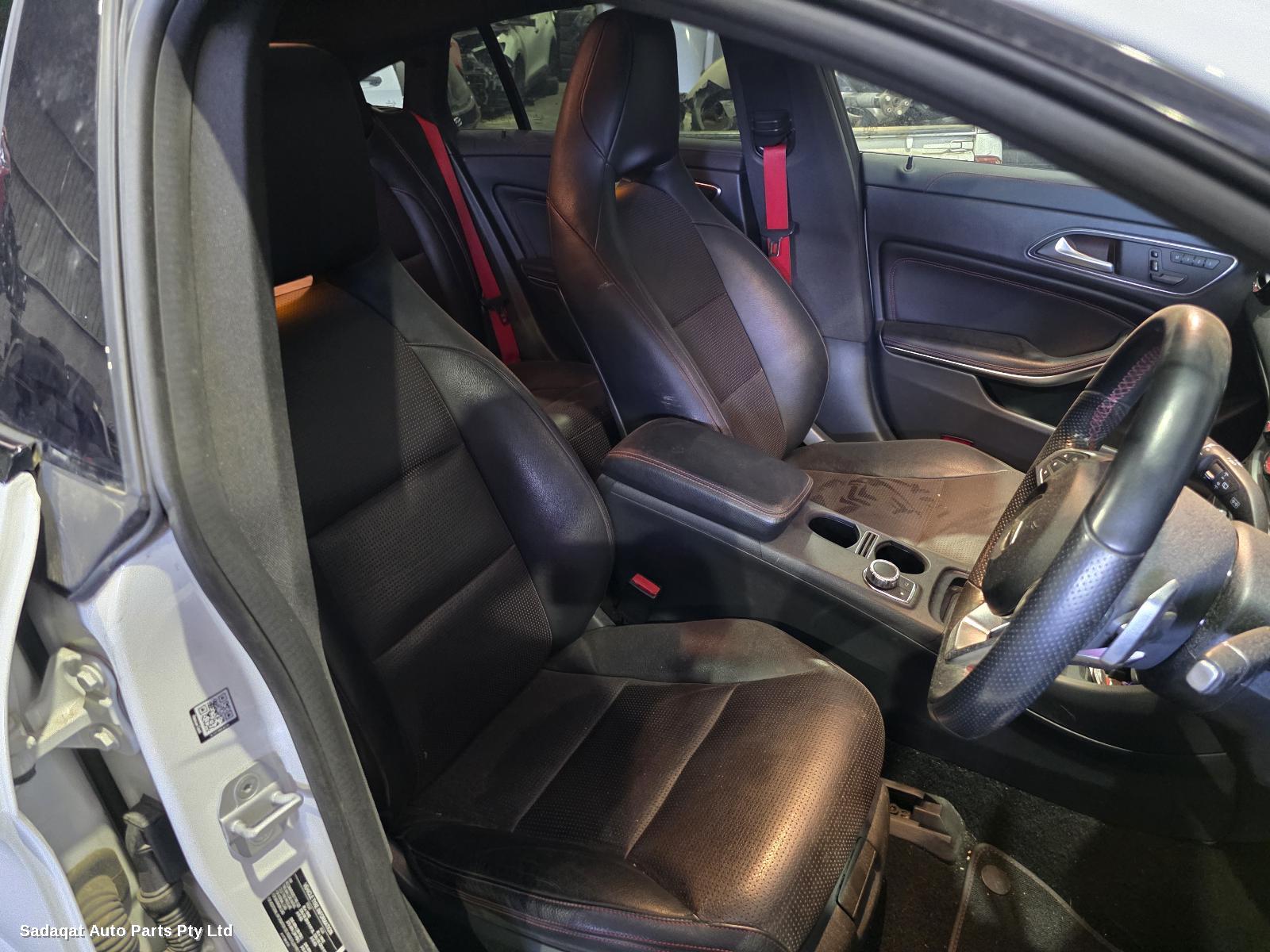 Mercedes Cla Class Console