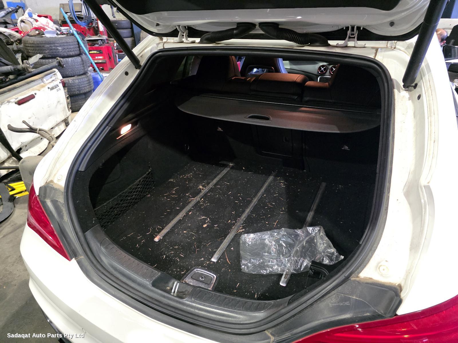 Mercedes Cla Class Console