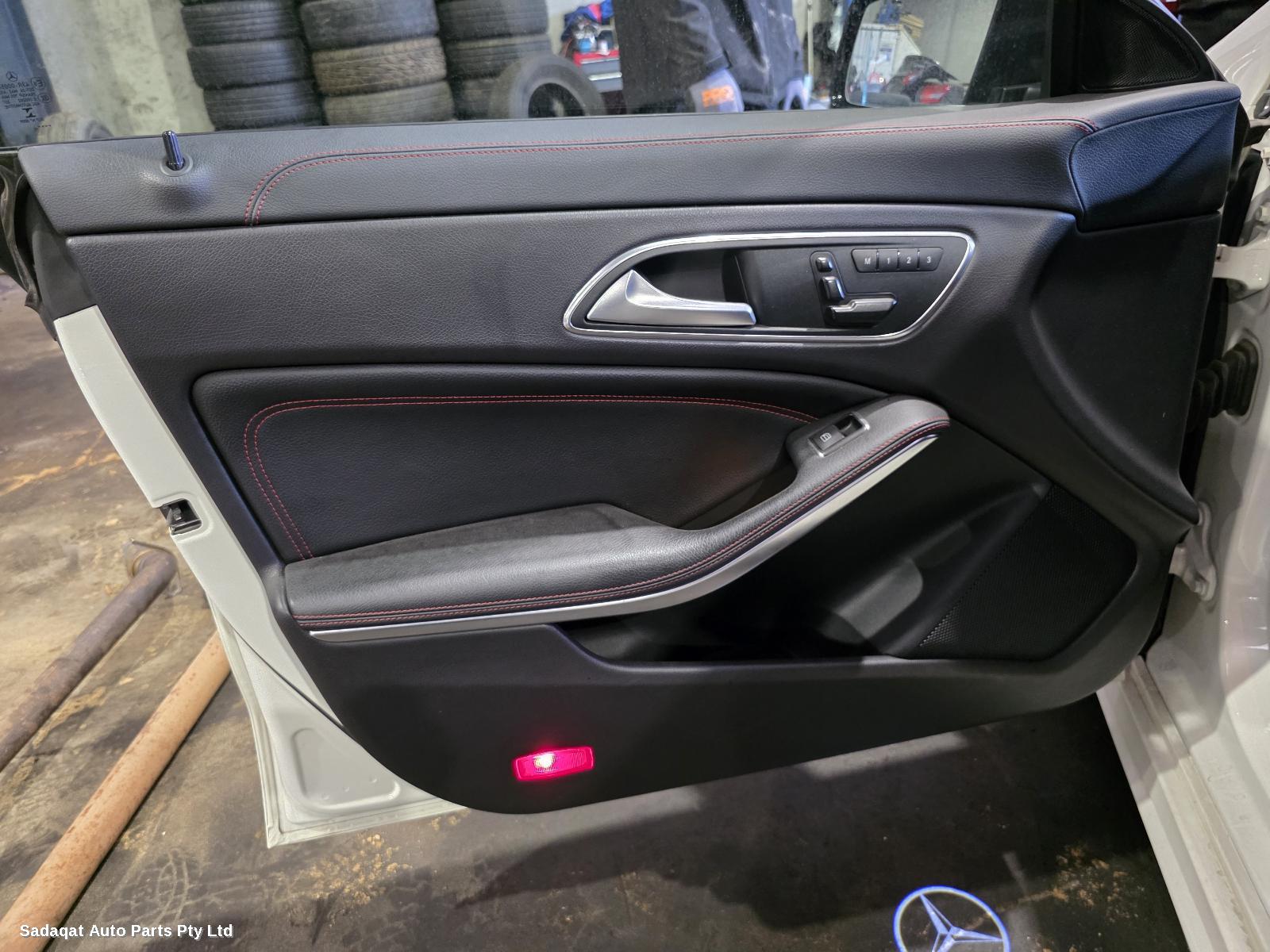 Mercedes Cla Class Console