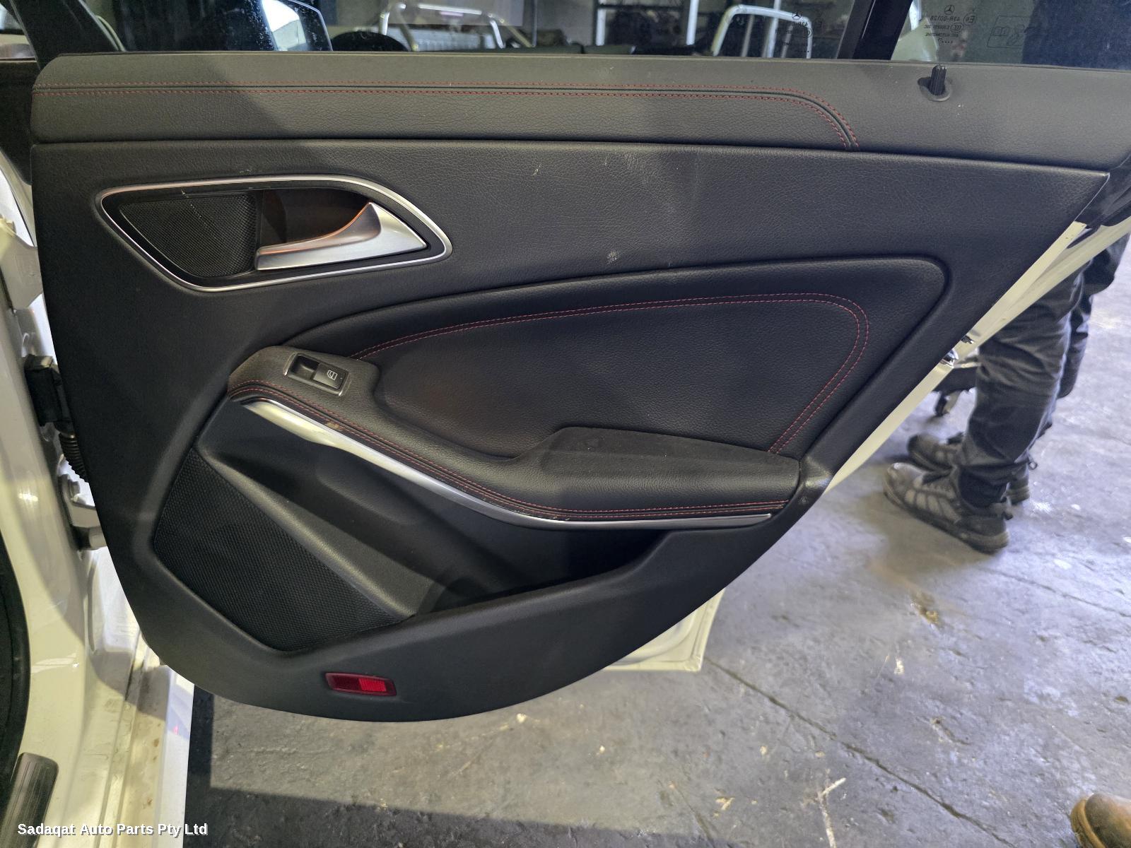 Mercedes Cla Class Console