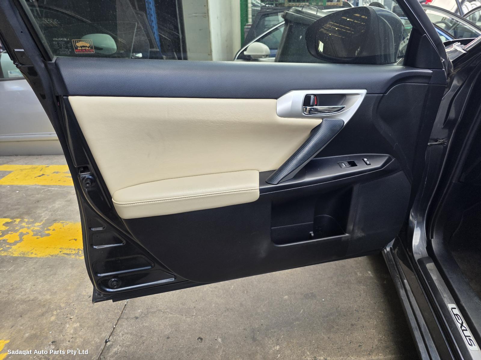 Lexus Ct200h Roof Glass/sunroof/t