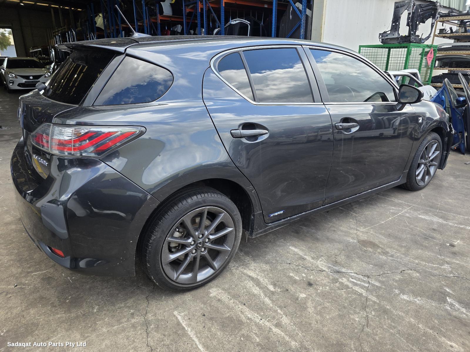 Lexus Ct200h Roof Glass/sunroof/t
