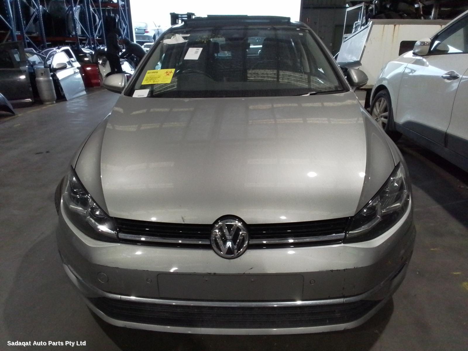 Volkswagen Golf Left Guard Liner