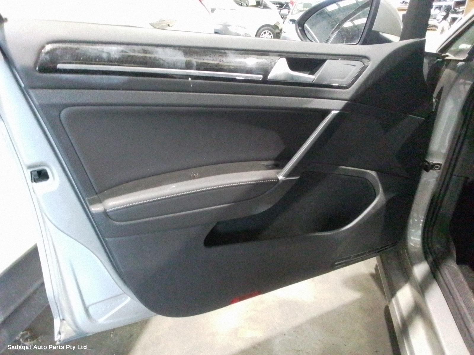 Volkswagen Golf Left Guard Liner