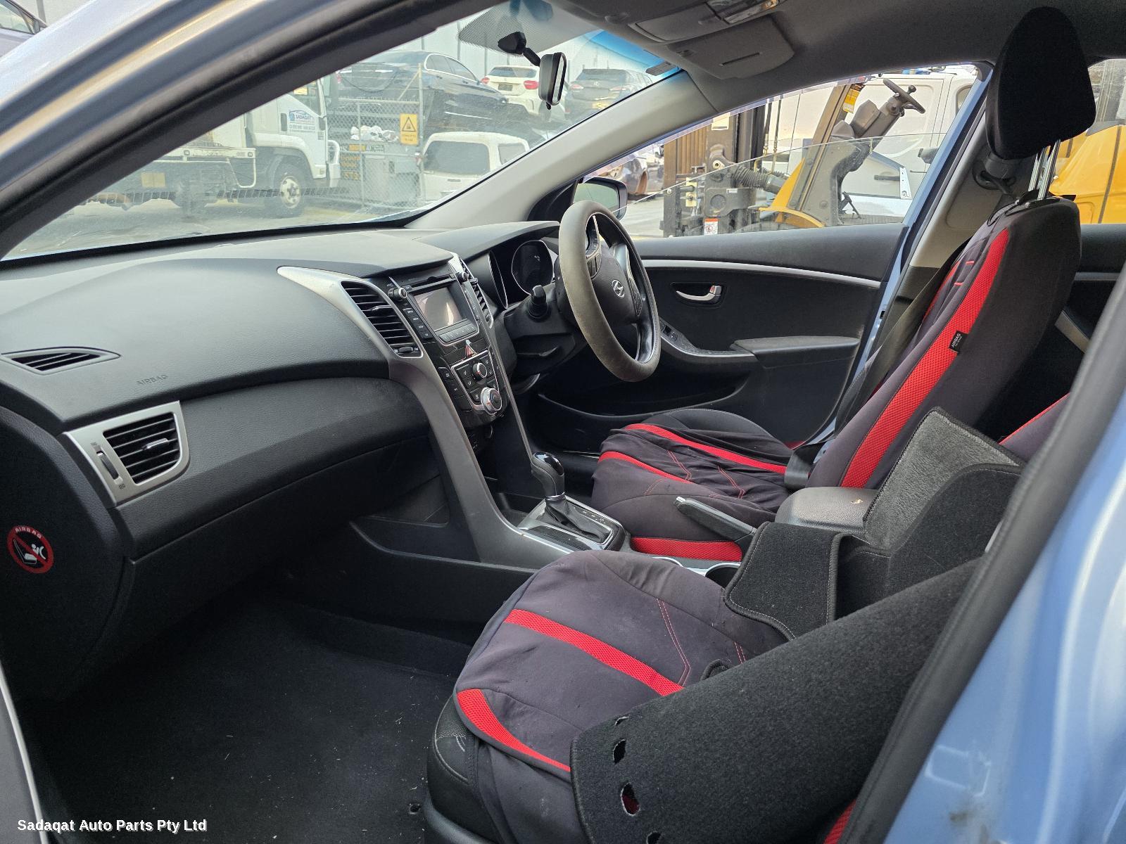 Hyundai I30 Radio/cd/dvd/sat/tv