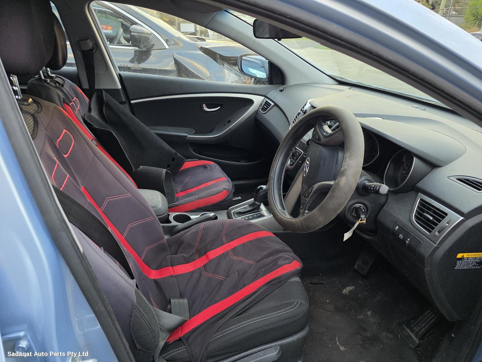 Hyundai I30 Radio/cd/dvd/sat/tv