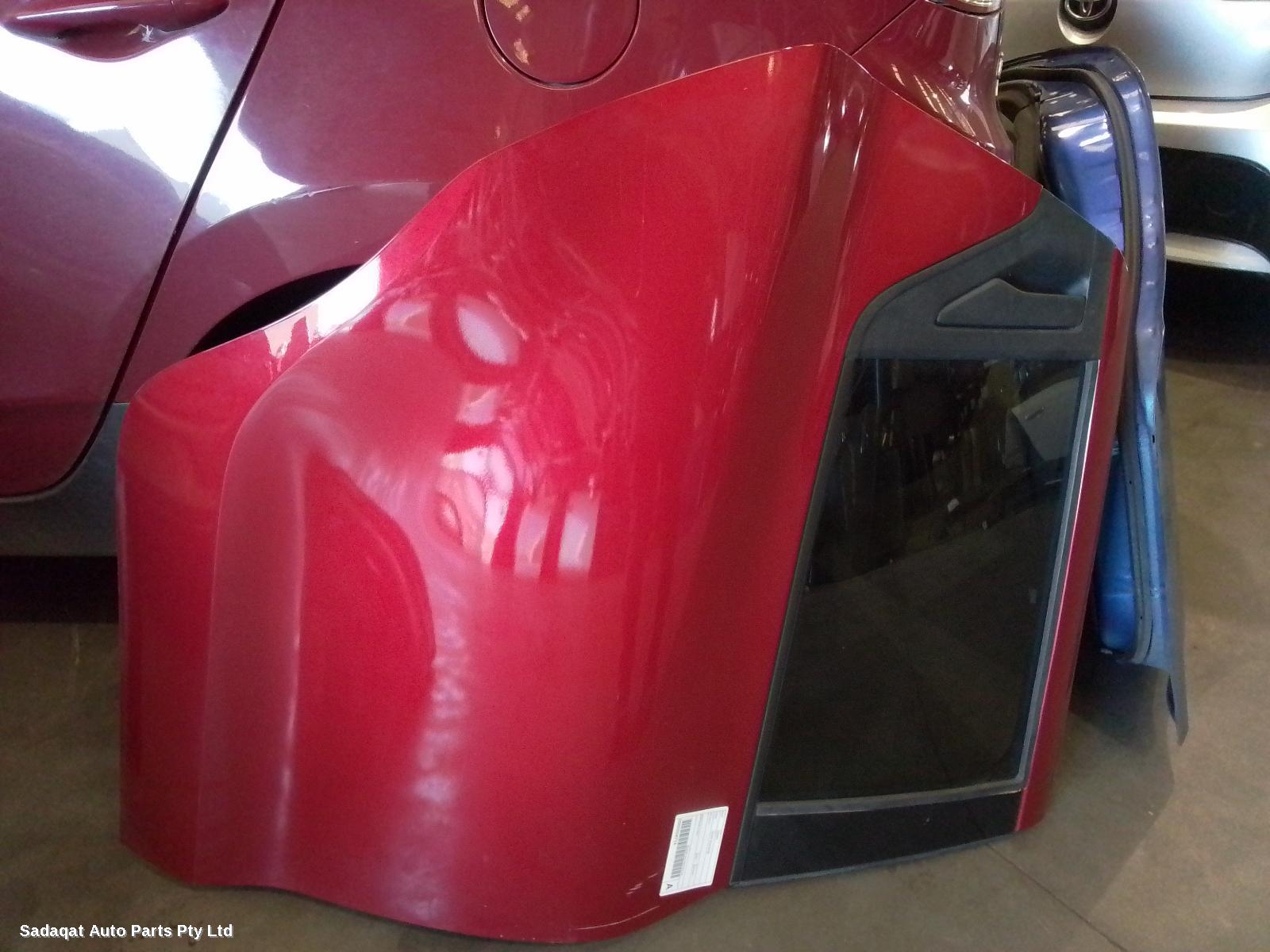 Suzuki Swift Right_rear_door_sliding