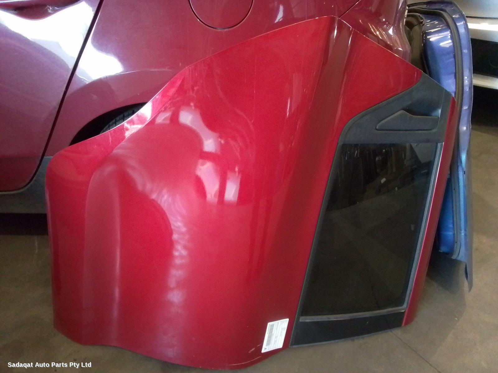 Suzuki Swift Right_rear_door_sliding