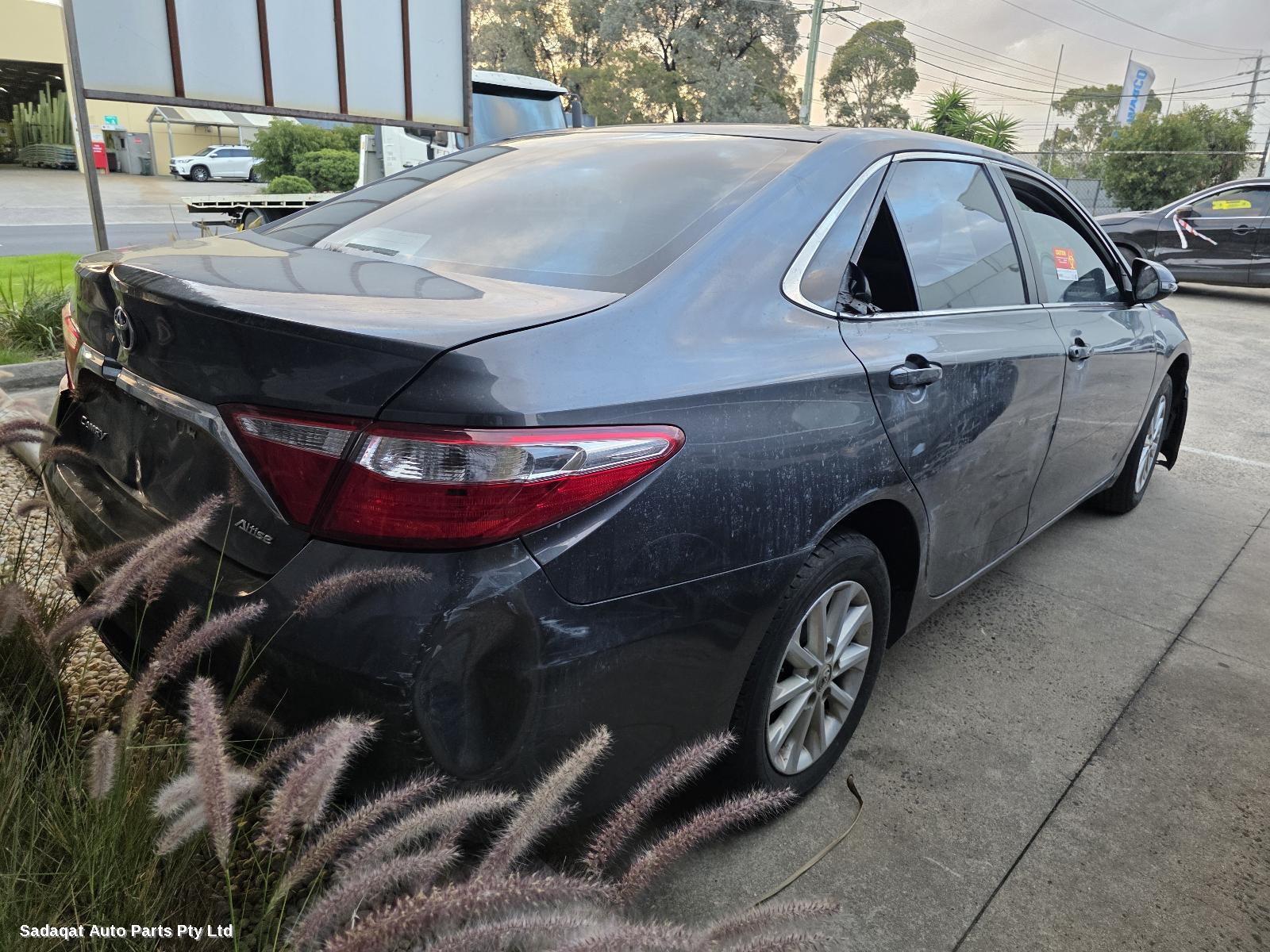Toyota Camry Right Taillight