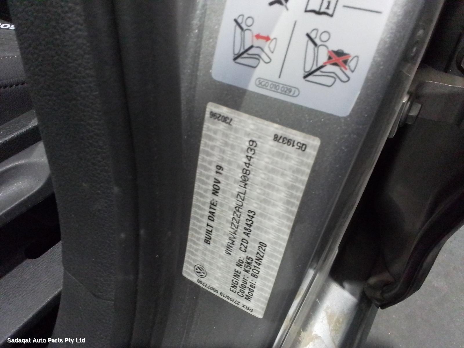 Volkswagen Golf Left Guard Liner