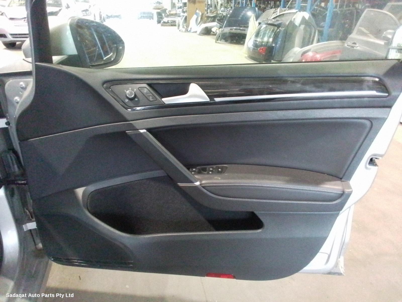 Volkswagen Golf Left Guard Liner