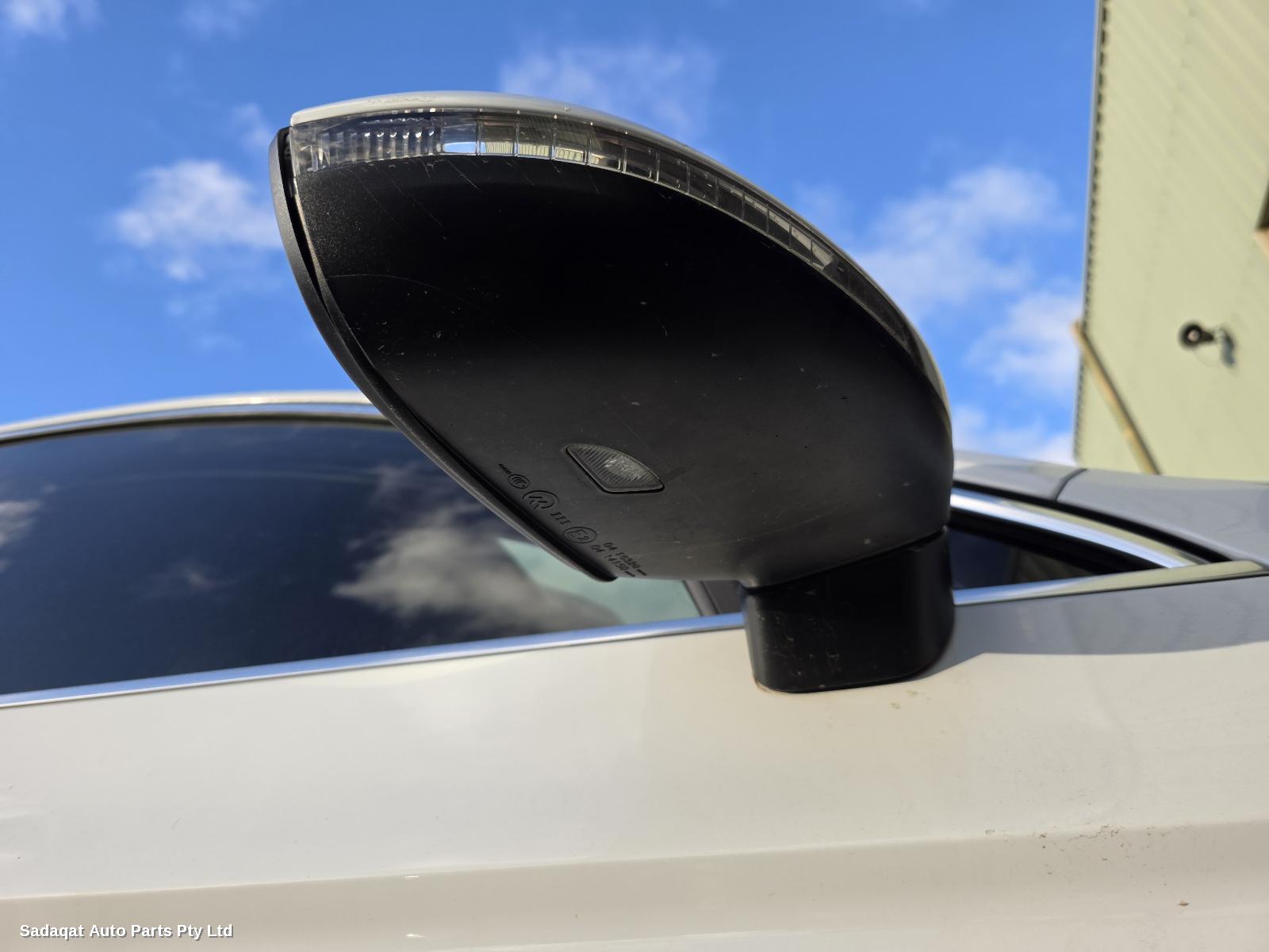 Volkswagen Passat Sunvisor