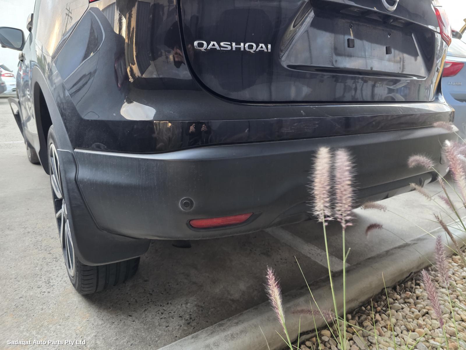 Nissan Qashqai Right Front Door