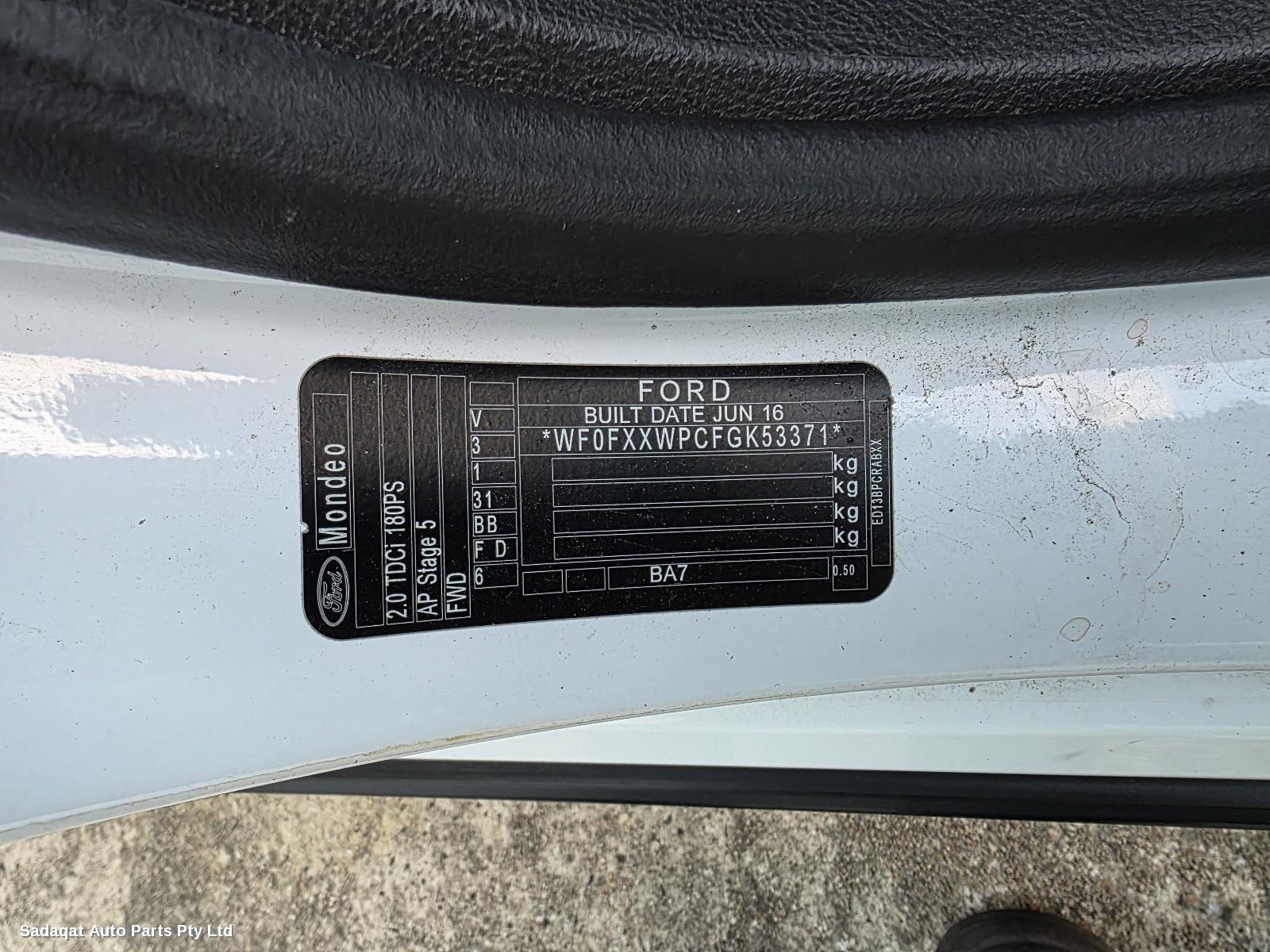 Ford Mondeo Right Taillight