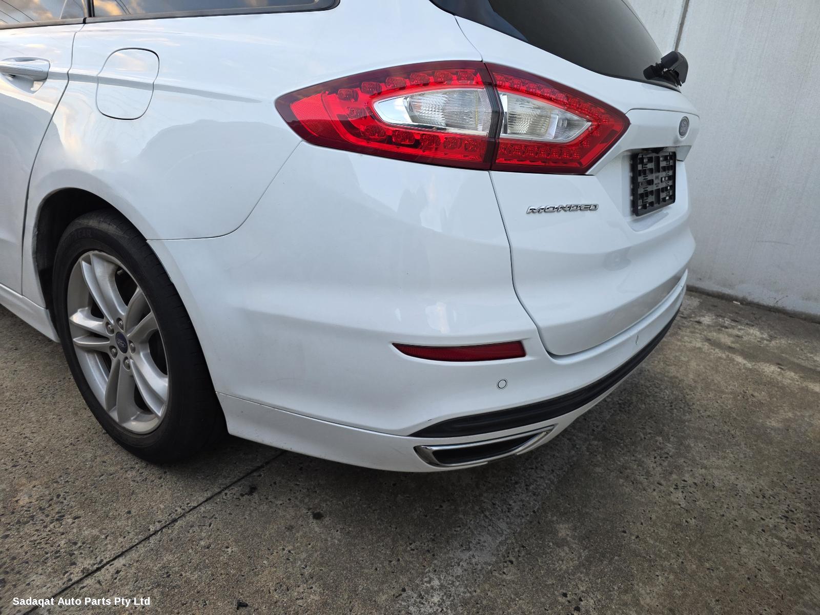 Ford Mondeo Right Taillight