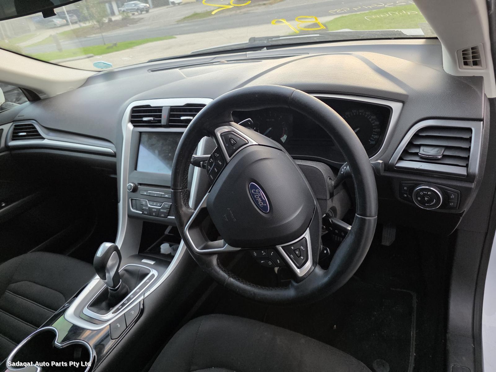 Ford Mondeo Right Taillight