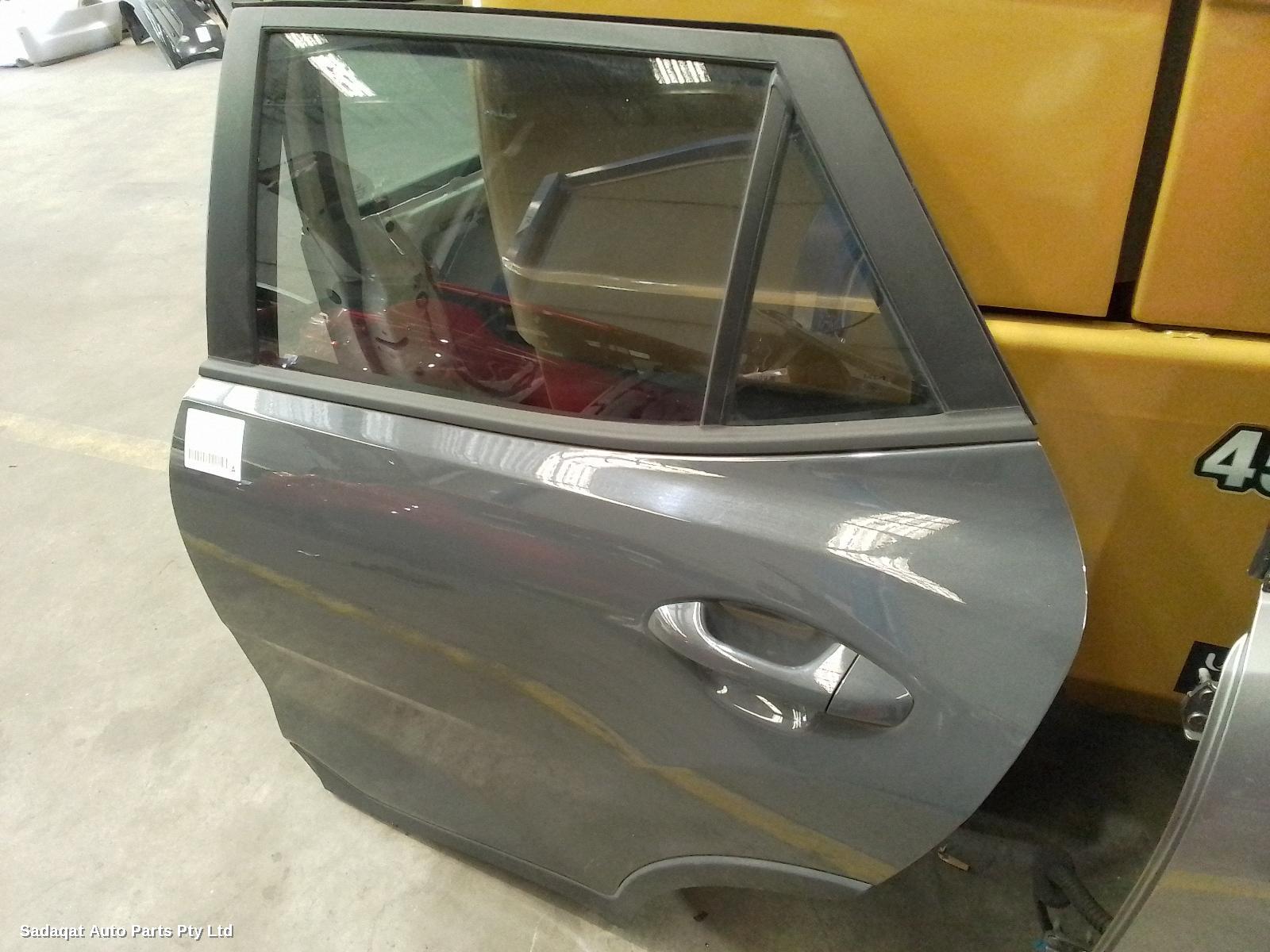Kia Stonic Left Rear Door/sliding