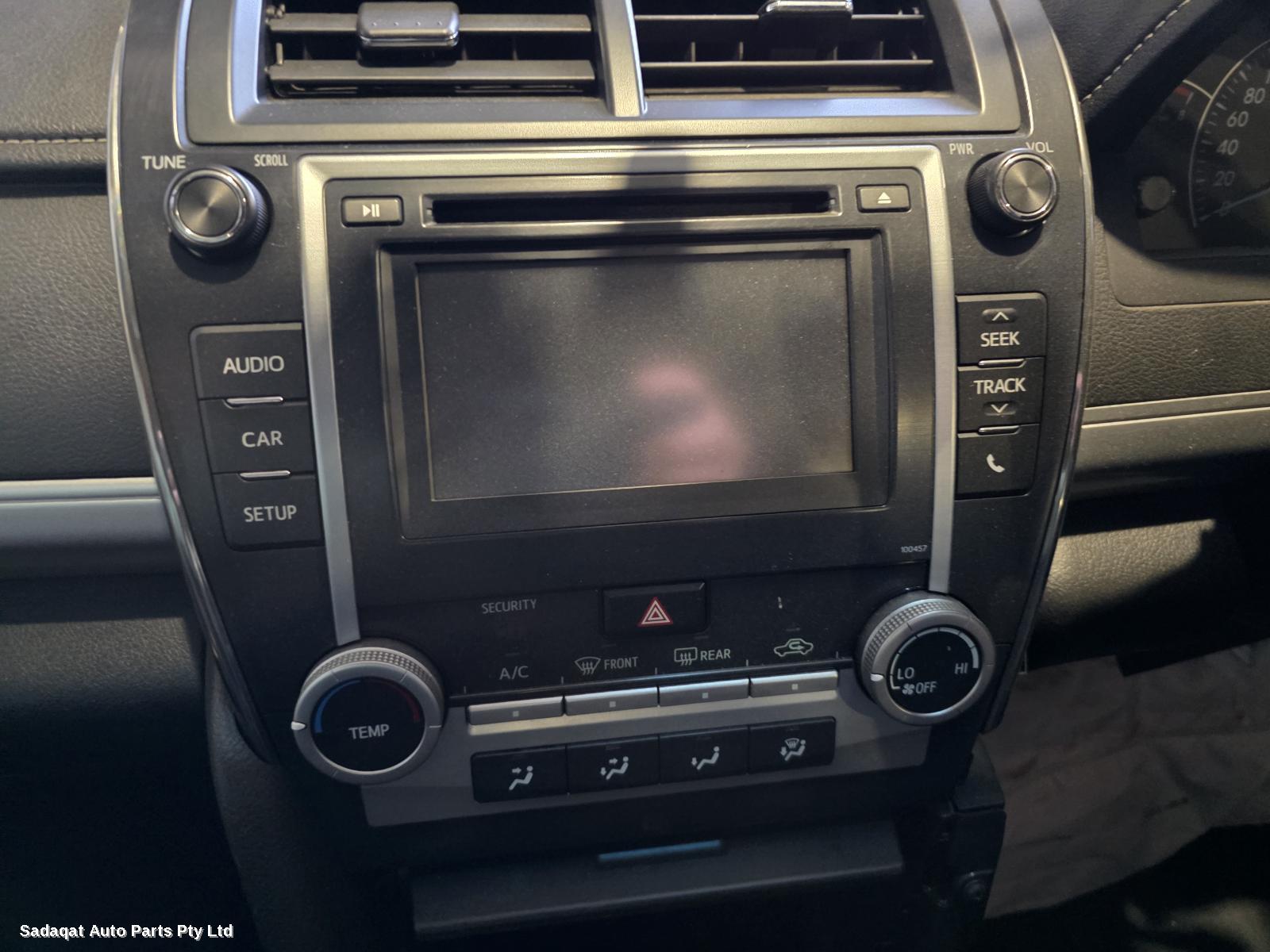 Toyota Camry Left Headlamp