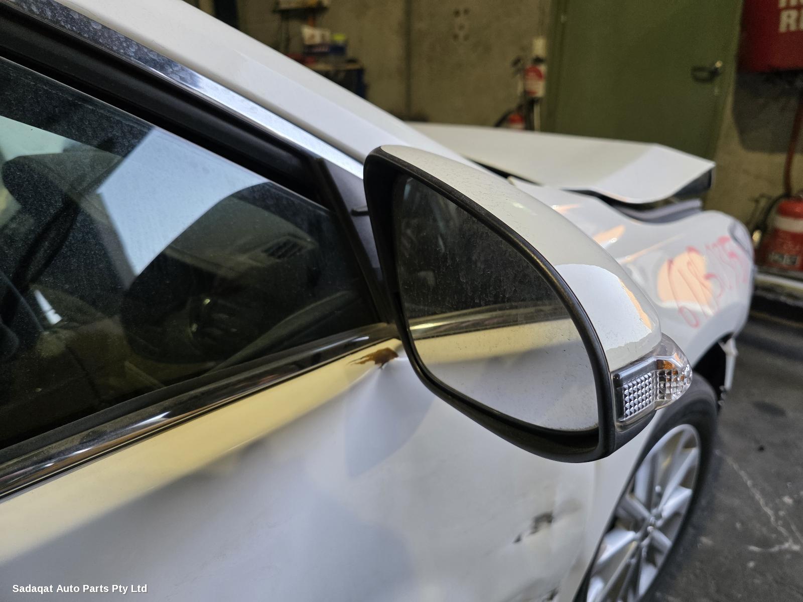 Toyota Camry Left Headlamp