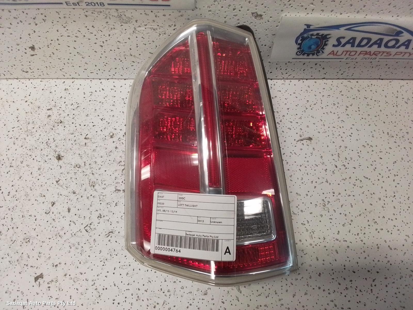 Chrysler 300c Left Taillight