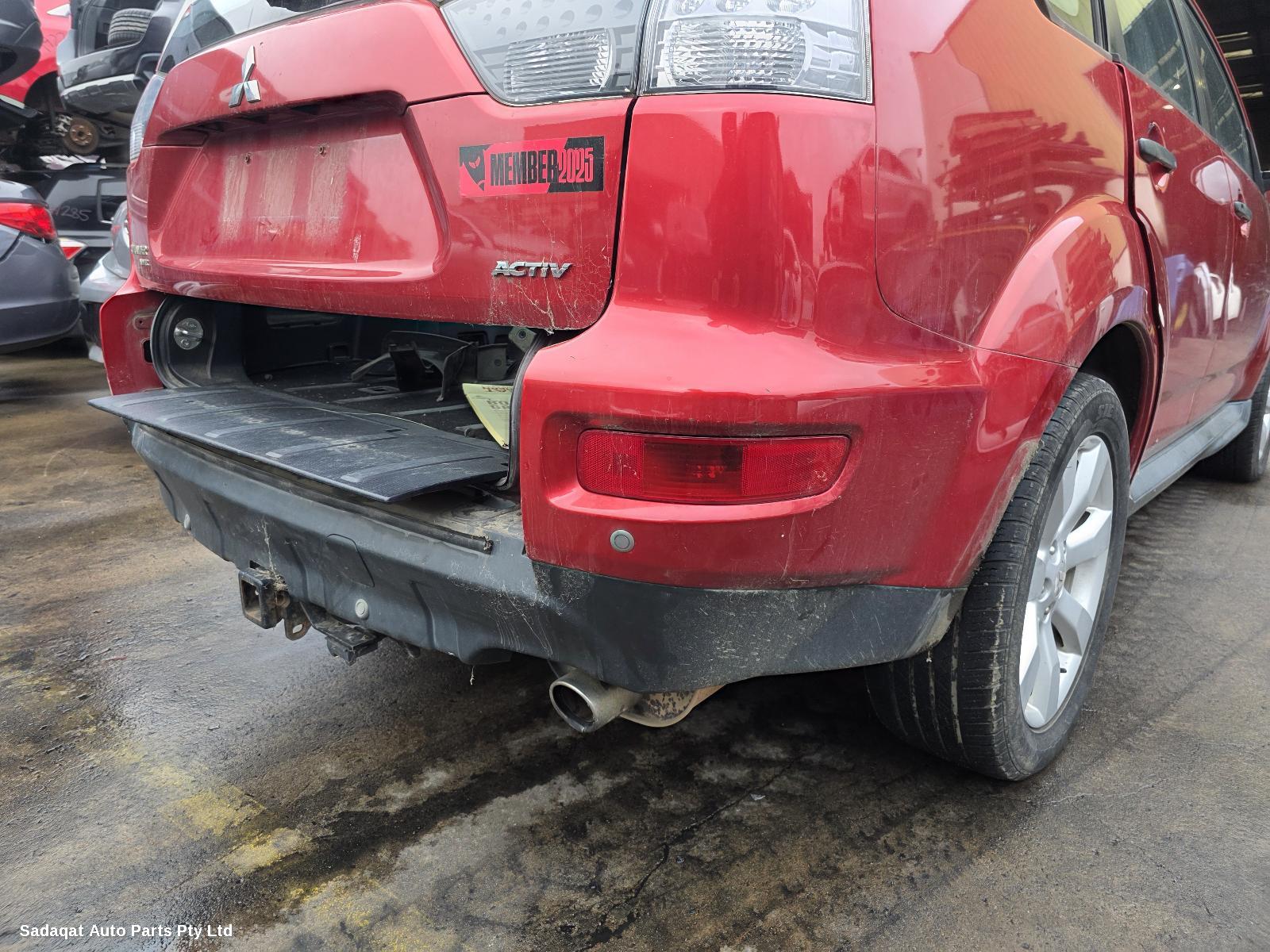 Mitsubishi Outlander Left Headlamp