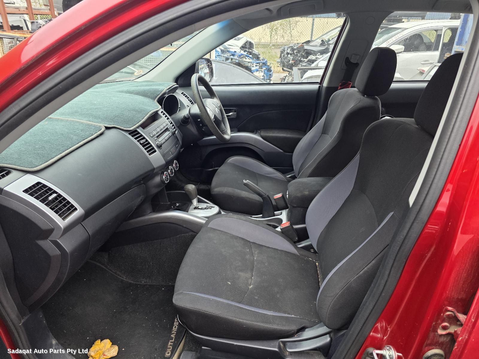 Mitsubishi Outlander Left Headlamp