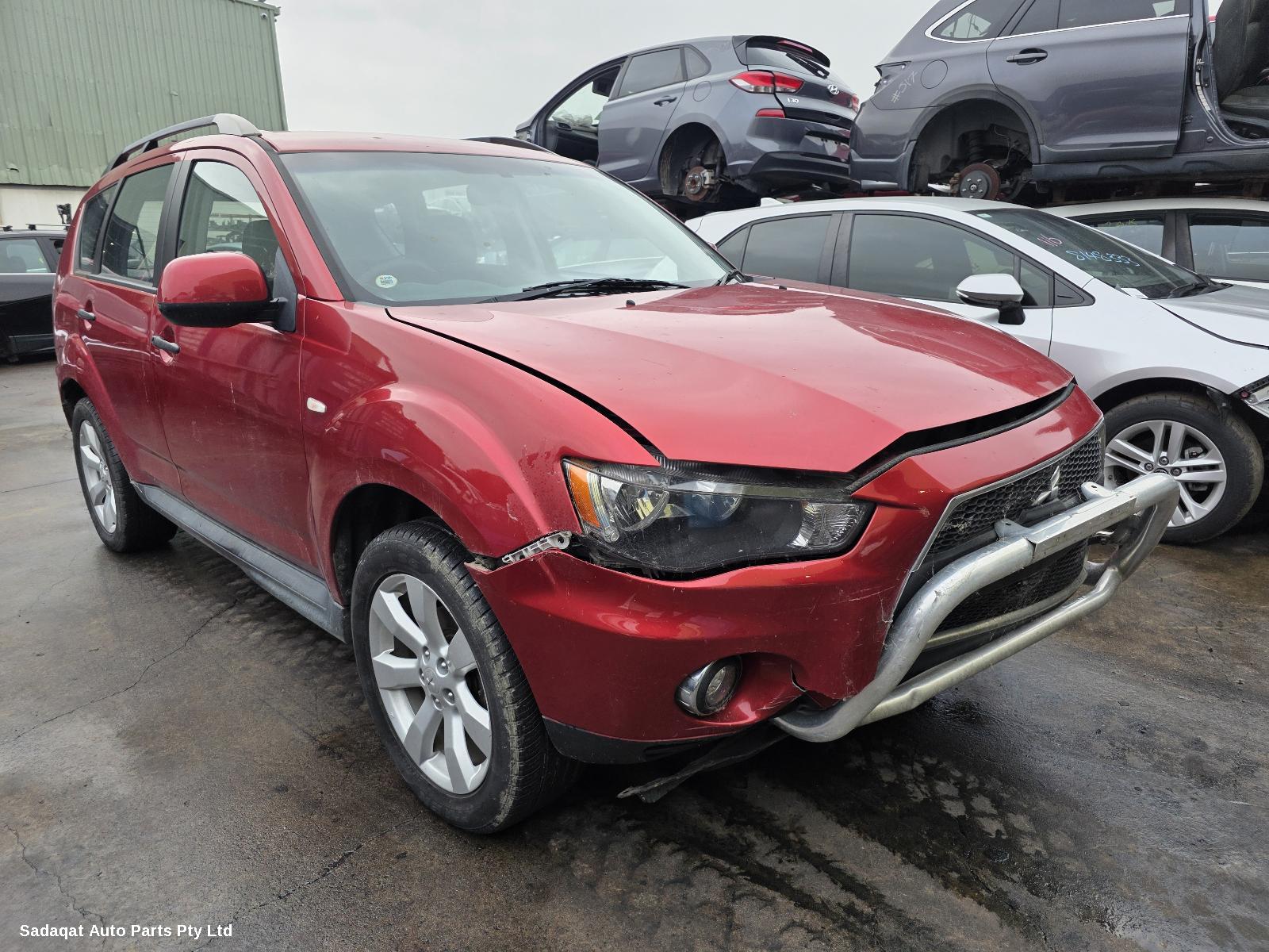 Mitsubishi Outlander Left Headlamp