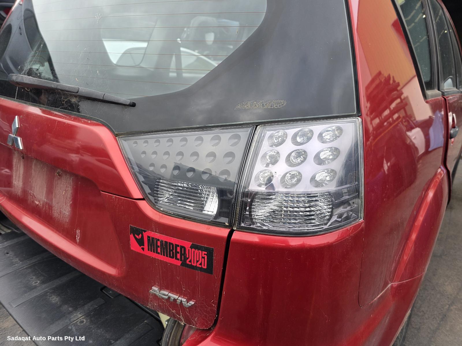 Mitsubishi Outlander Left Headlamp