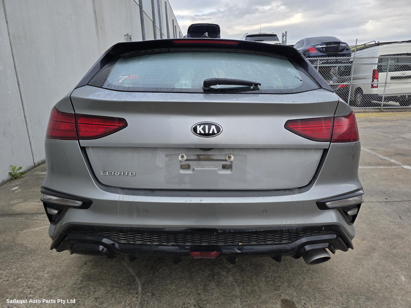 Kia Cerato Right Door Mirror