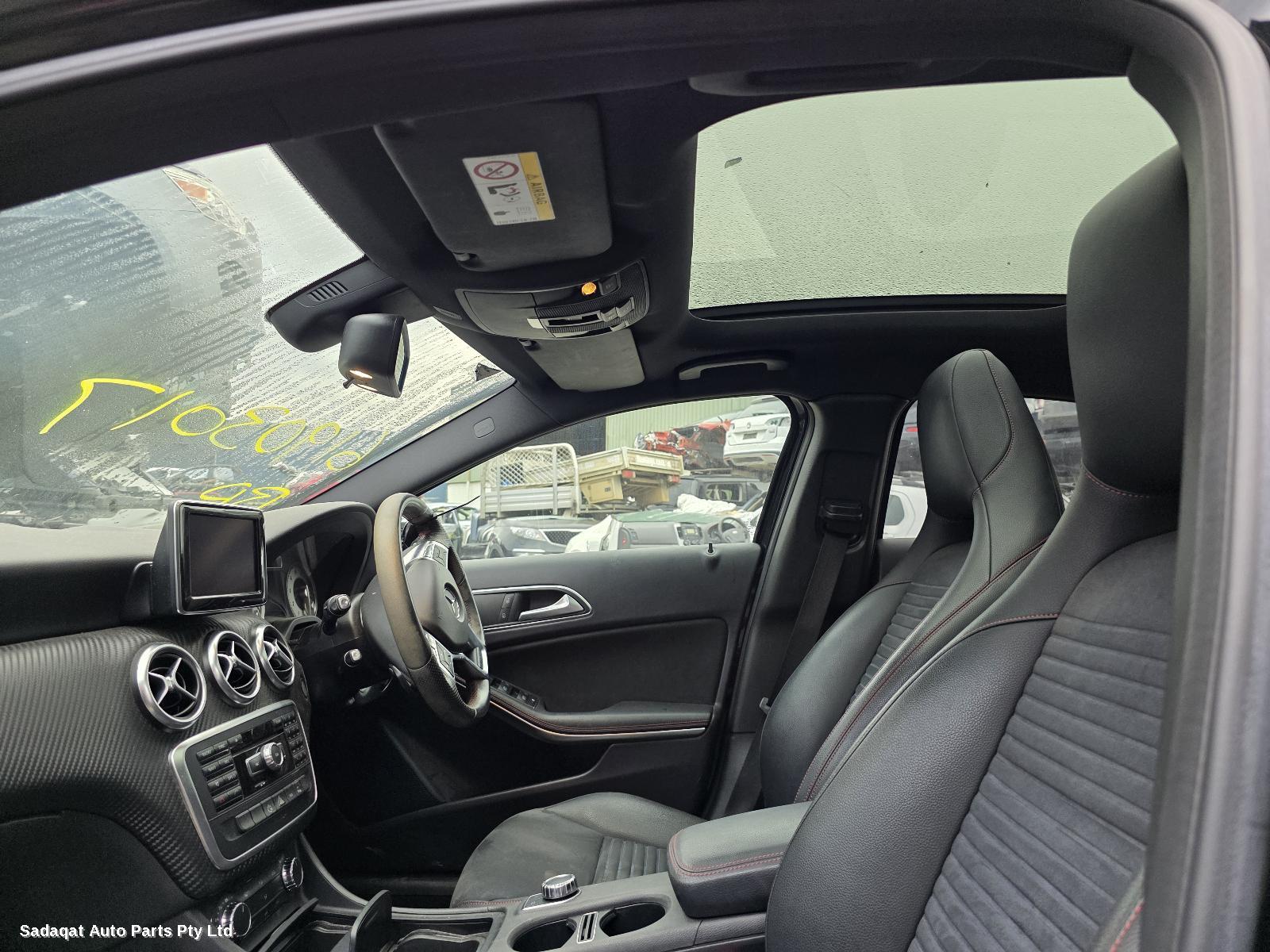 Mercedes A Class R/bar Bracket/reinfo