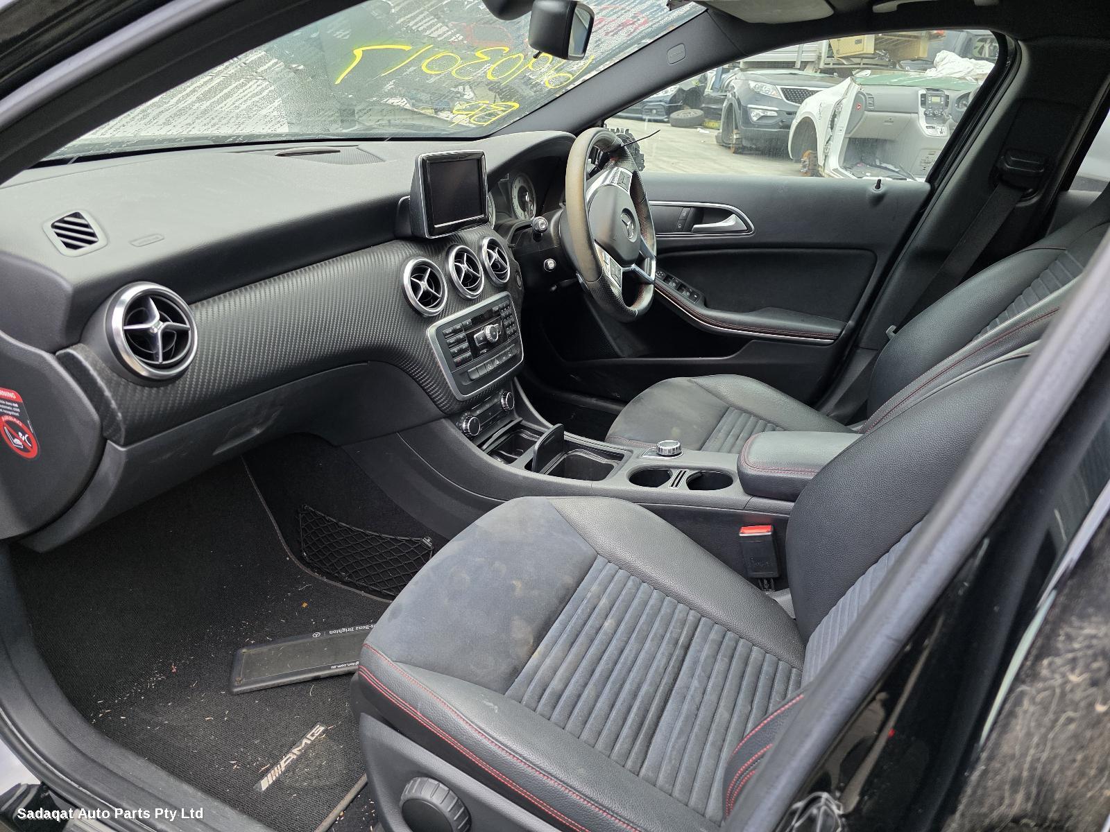 Mercedes A Class R/bar Bracket/reinfo