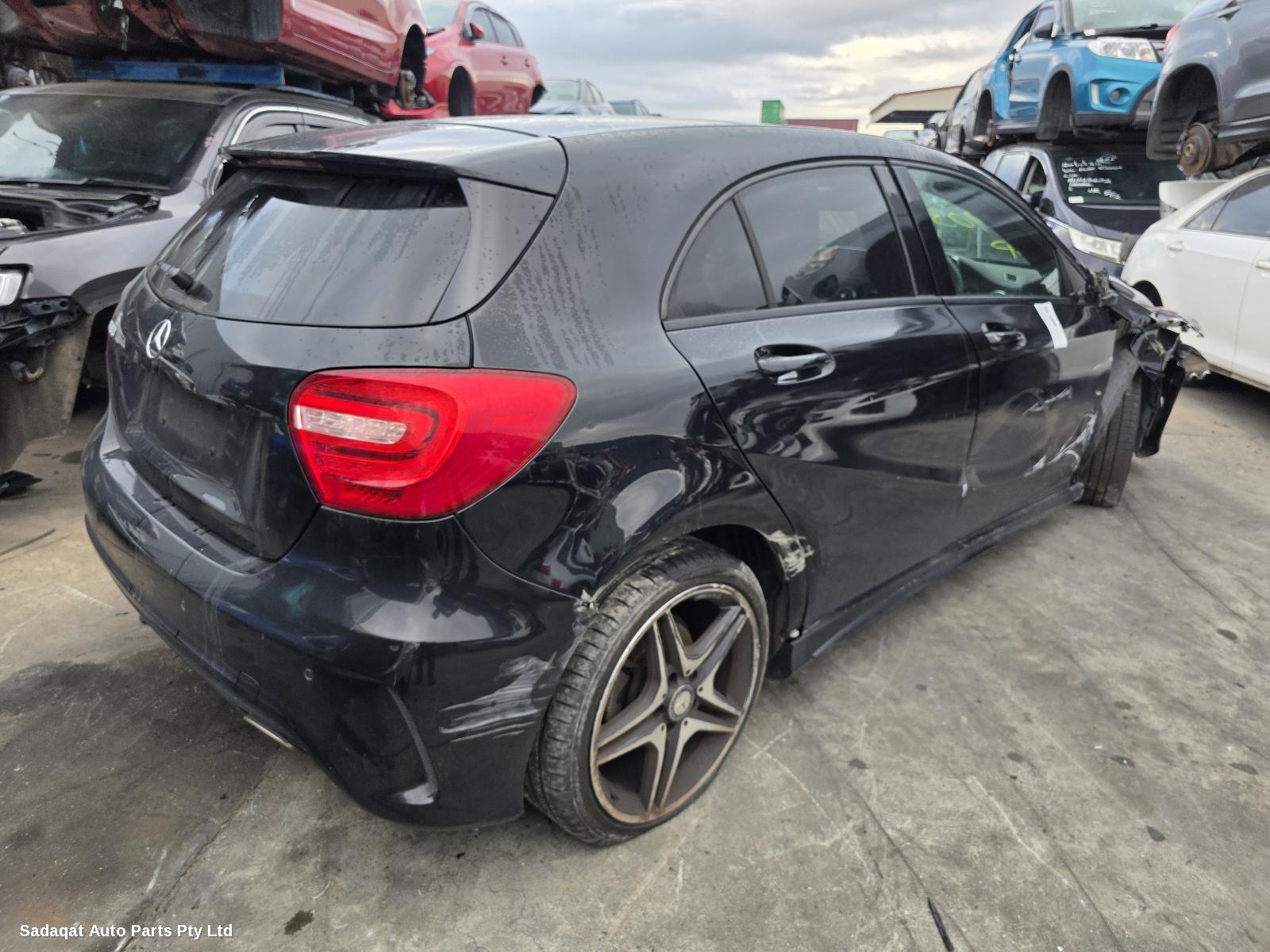 Mercedes A Class R/bar Bracket/reinfo