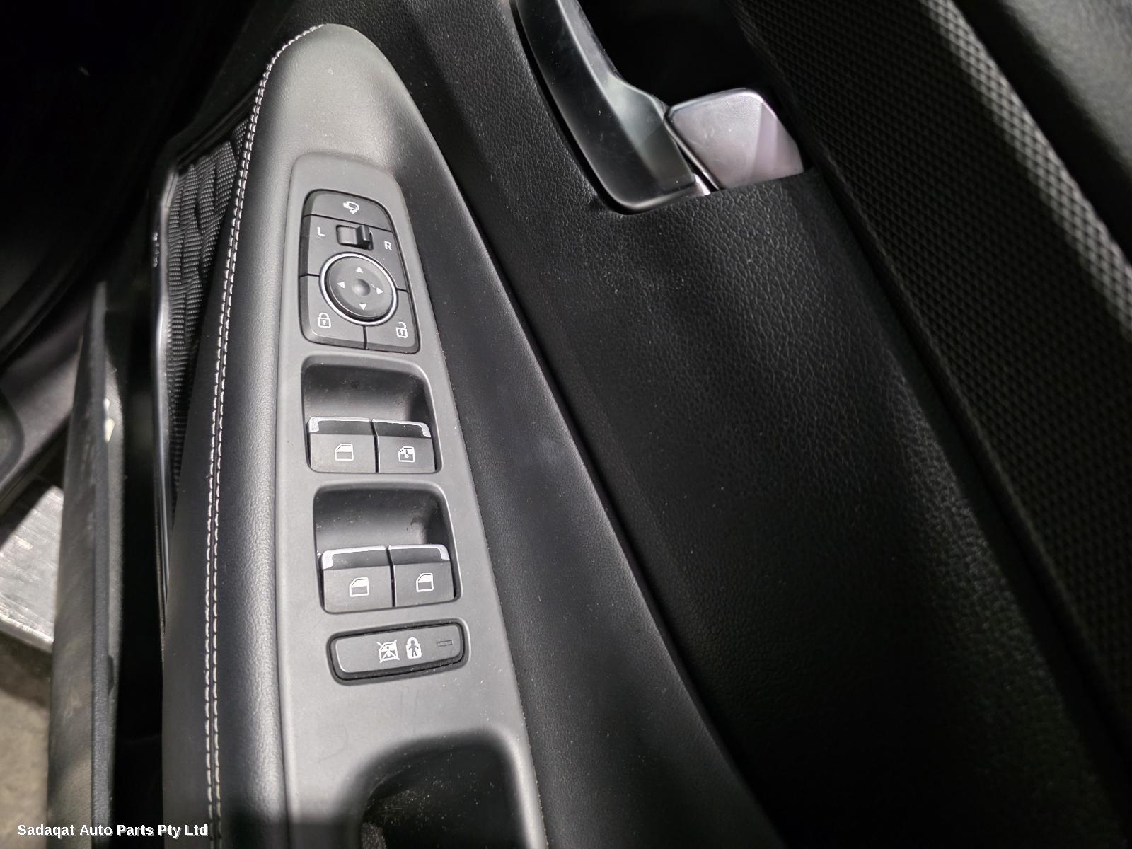 Hyundai Santa Fe Courtesy Light