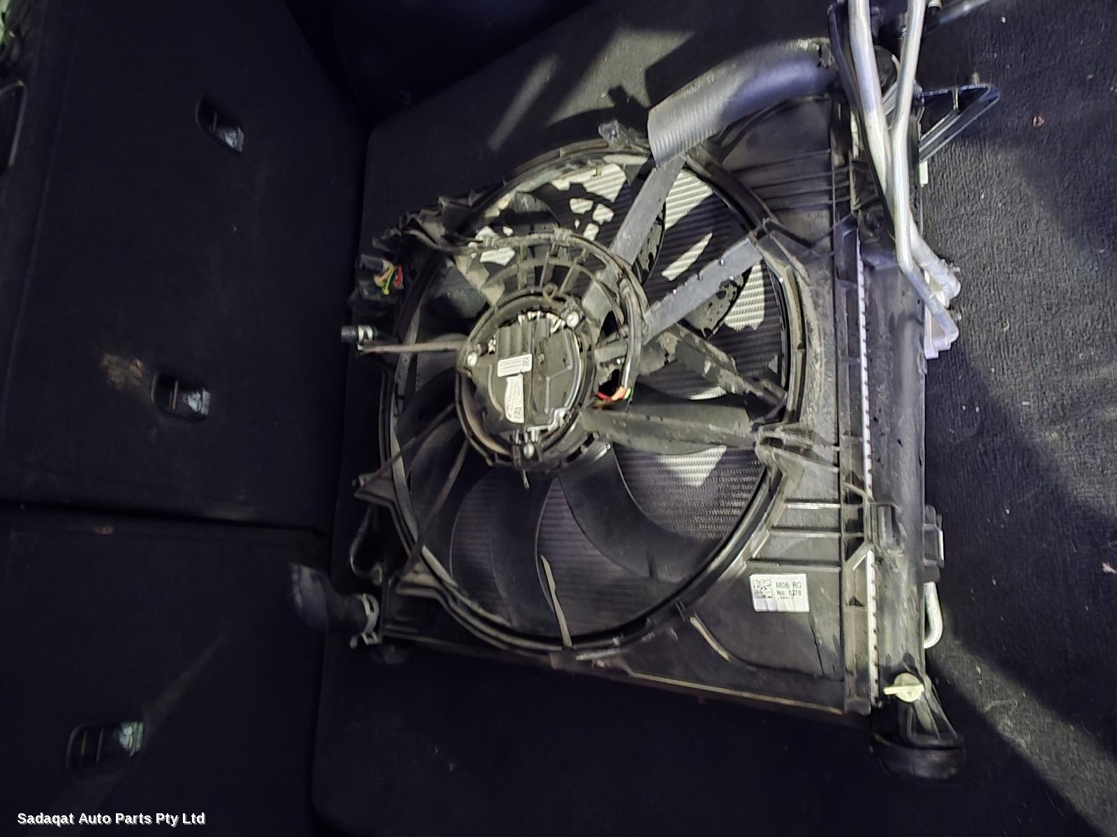 Hyundai Santa Fe Courtesy Light