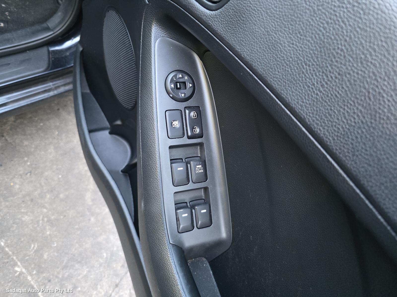 Kia Cerato Combination Switch