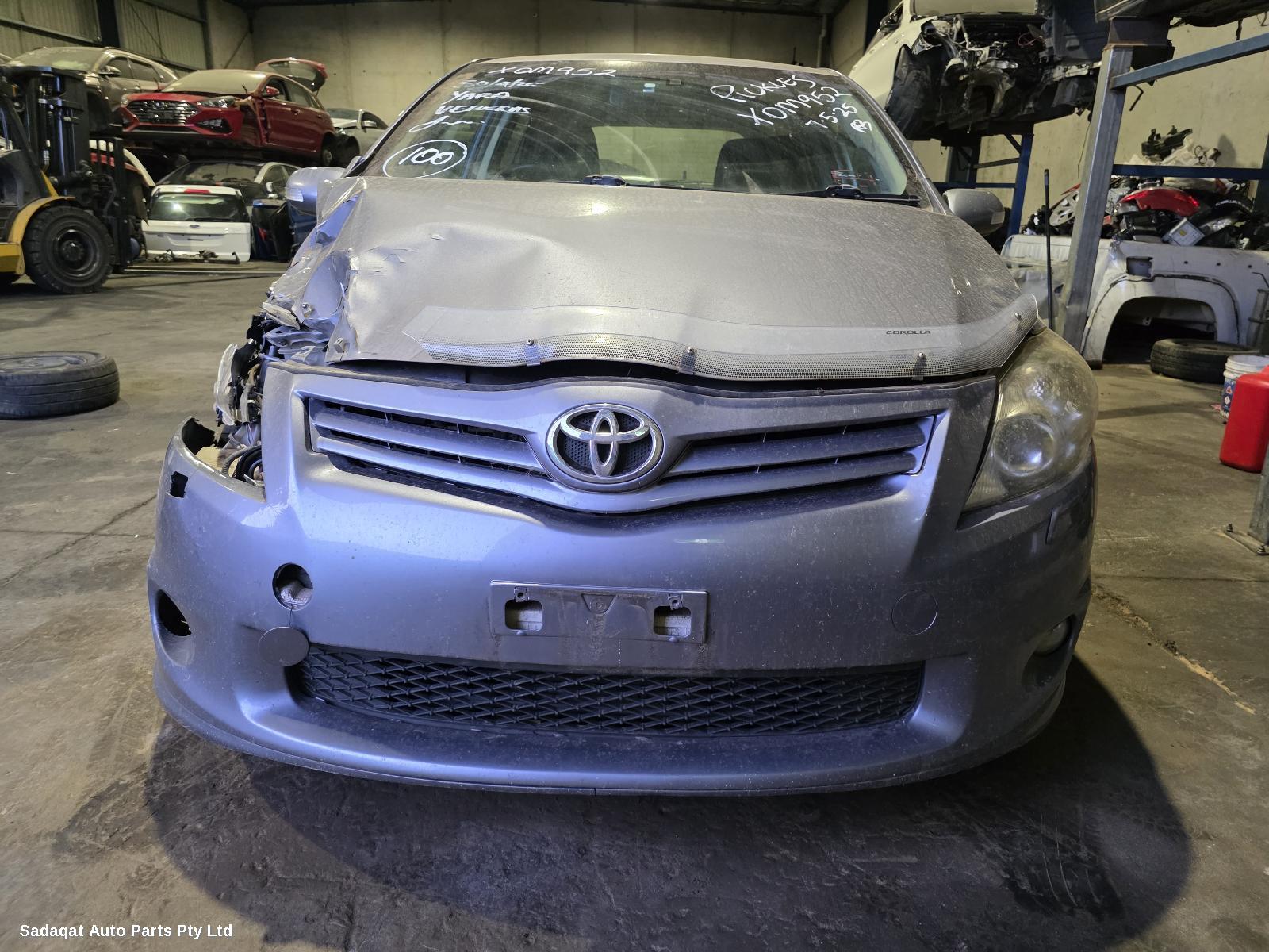 Toyota Corolla Right_rear_door_sliding