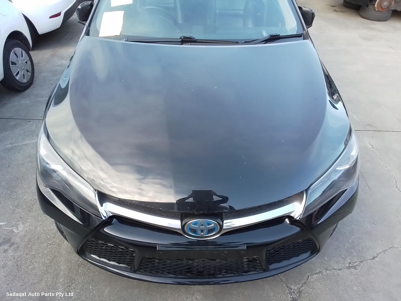 Toyota Camry Rear Garnish